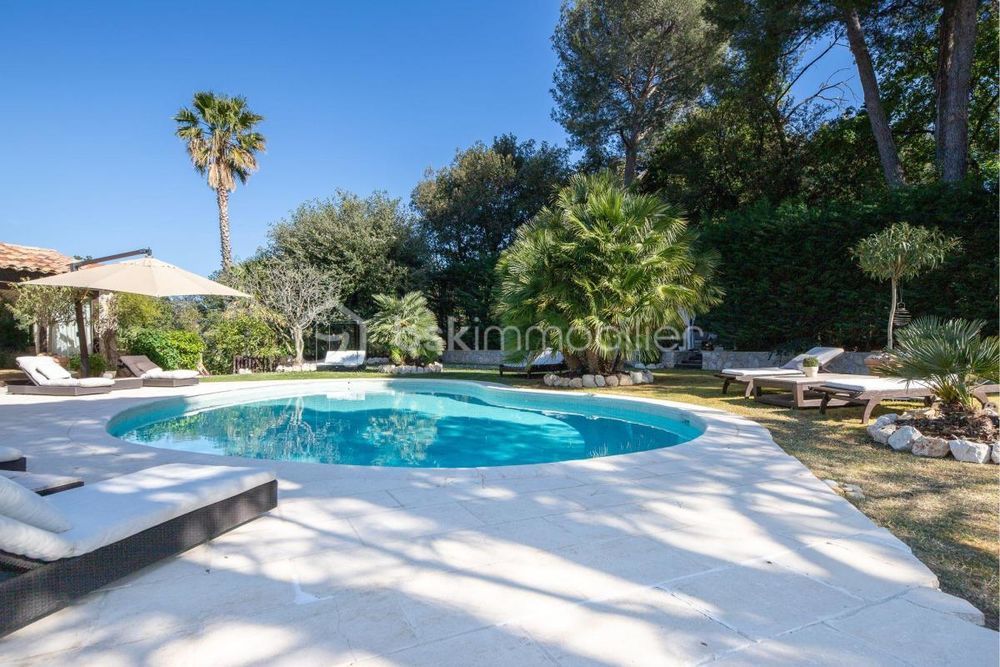 � vendre  Propri�t�/ch�teau Saint-Paul-de-Vence (06570)