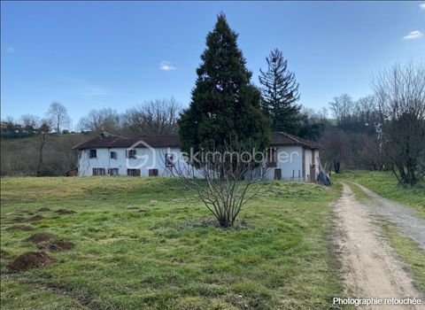   ferme sur 12000m� de terrain Ferme - 7 pi�ce(s) - 198 m�