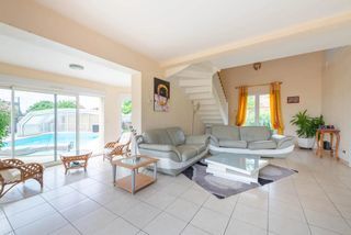  Maison � vendre 8 pi�ces 212 m�