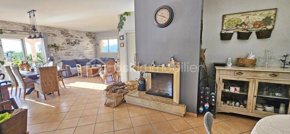 � vendre  Villa Cuttoli-Corticchiato (20167)