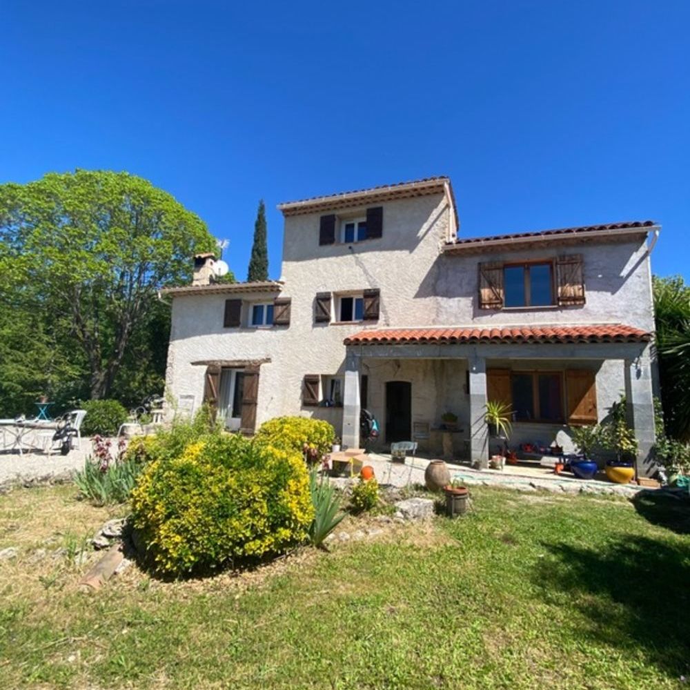 � vendre  Maison Montauroux (83440)