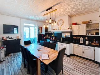  Maison � vendre 9 pi�ces 184 m�