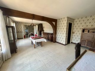  Propri�t�/ch�teau � vendre 10 pi�ces 236 m�