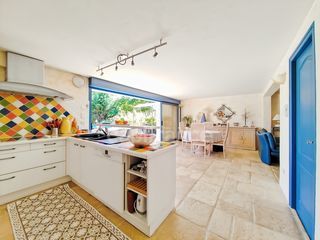  Maison � vendre 8 pi�ces 250 m�