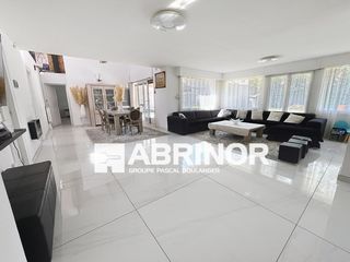  Maison � vendre 6 pi�ces 196 m�