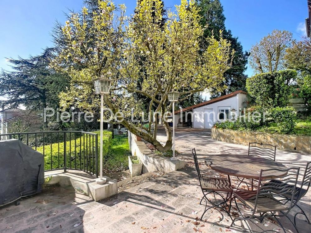 � vendre  Propri�t�/ch�teau Caluire-et-Cuire (69300)