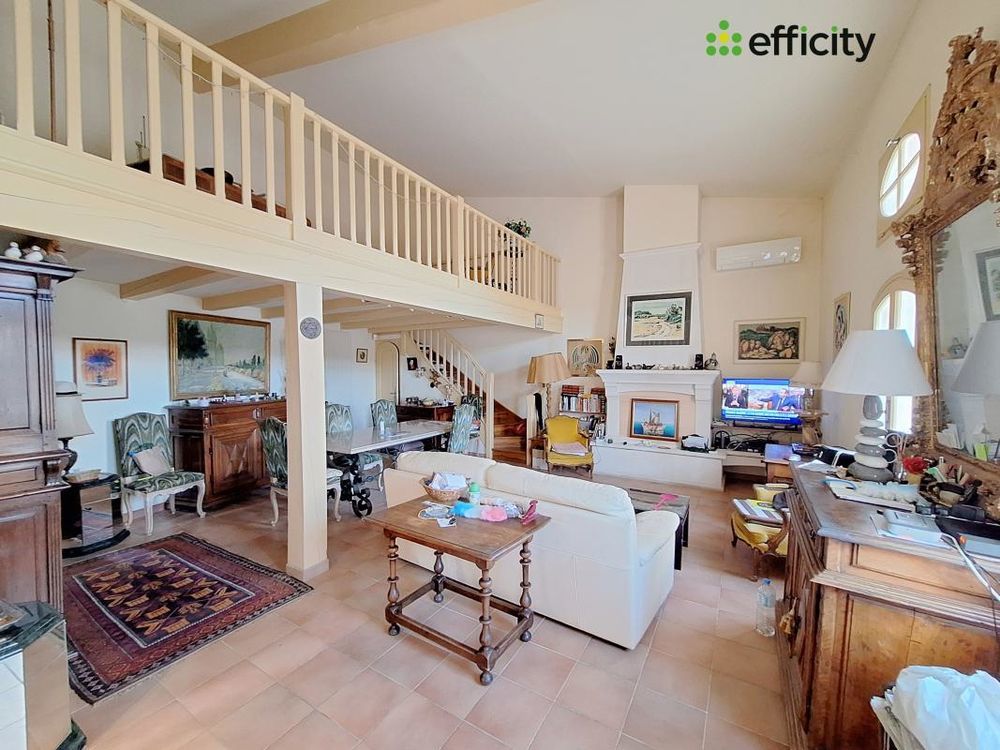 � vendre  Villa Sainte-Tulle (04220)