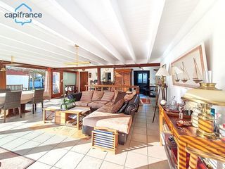  Maison � vendre 10 pi�ces 233 m�