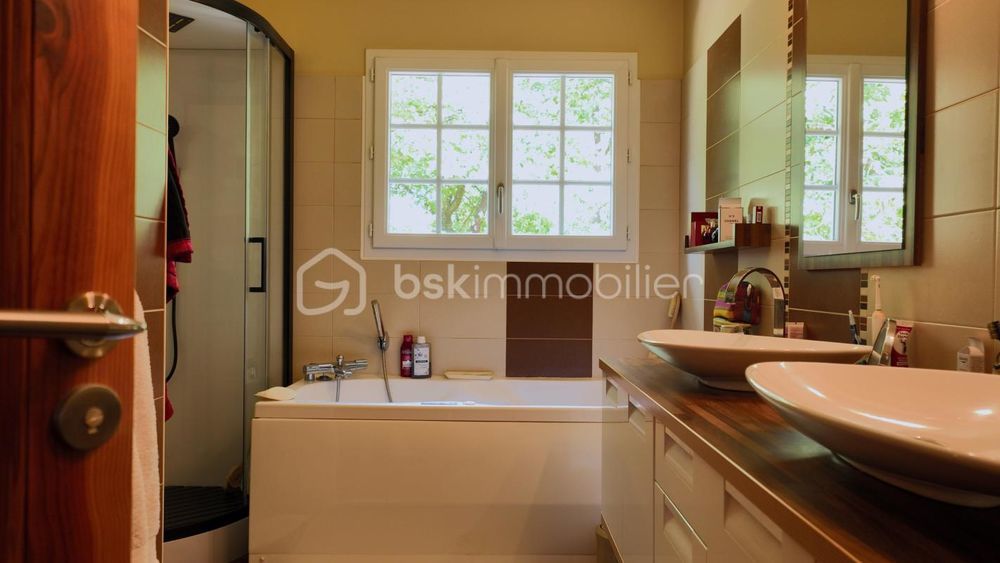 � vendre  Propri�t�/ch�teau Dax (40100)