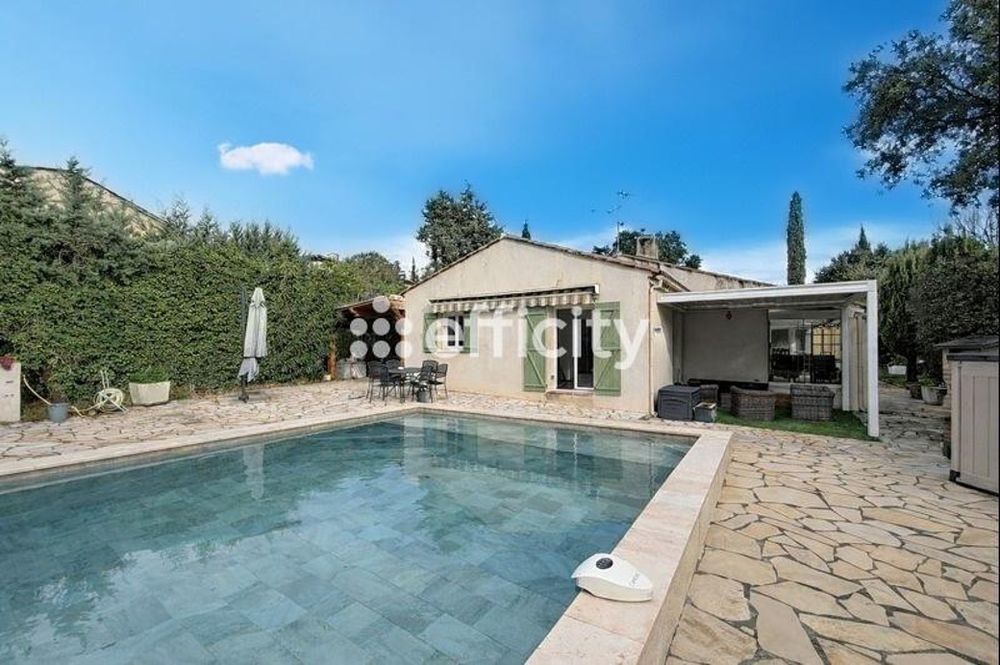 � vendre  Villa Fr�jus (83600)