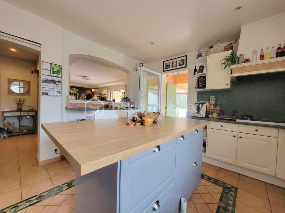 � vendre  Villa Trans-en-Provence (83720)