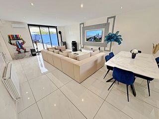  Maison � vendre 7 pi�ces 200 m�