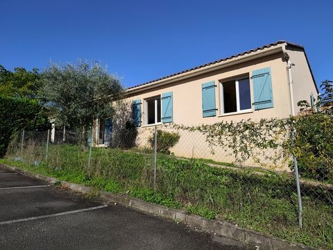   Maison � vendre 4 pi�ces SAINT MICHEL (16) Maison - 5 pi�ce(s) - 79 m�