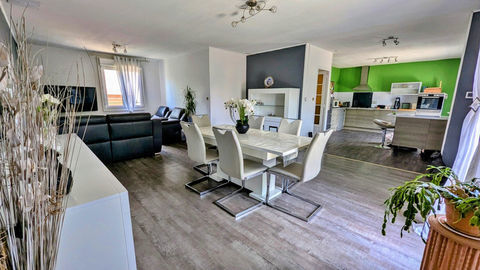   Maison � vendre 100 M2, 3 chambres, sous-sol complet- La Chapelle Janson- Maison - 4 pi�ce(s) - 100 m�