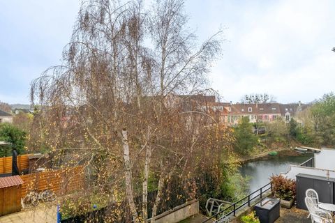   Appartement Appartement - 4 pi�ce(s) - 90 m�