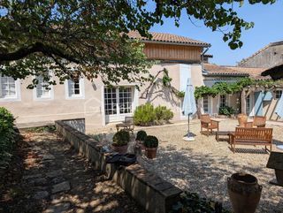  Maison � vendre 9 pi�ces 296 m�