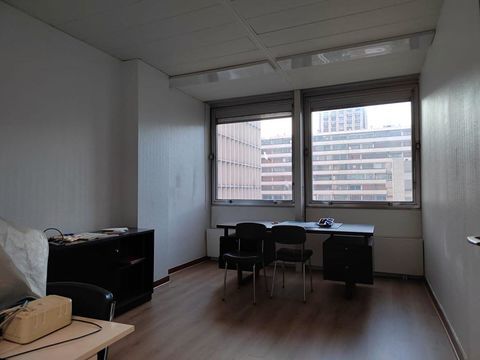 SARCELLES - BUREAU 15 m&sup2;,  centre commercial Les Flanades 38000 95200 Sarcelles