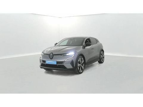 Renault M&eacute;gane E-Tech 220 ch autonomie confort GSR2 Iconic 2024 occasion Morlaix 29600