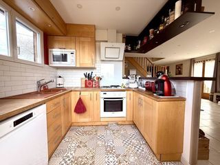  Propri�t�/ch�teau � vendre 5 pi�ces 150 m�