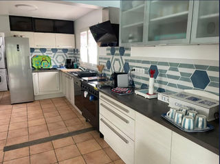  Maison � vendre 13 pi�ces 258 m�