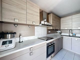  Appartement � vendre 4 pi�ces 82 m�