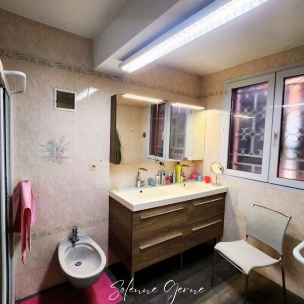 � vendre  Propri�t�/ch�teau Marseillan (34340)