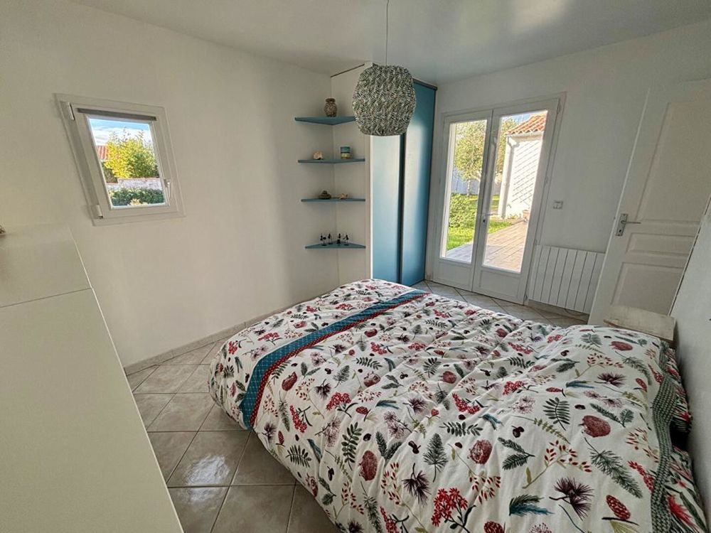 � vendre  Maison Sainte-Marie-de-R� (17740)