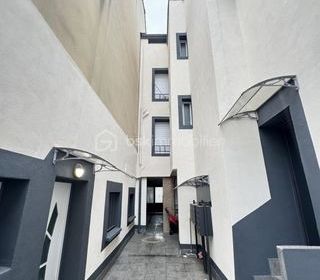  Immeuble � vendre 11 pi�ces 320 m�