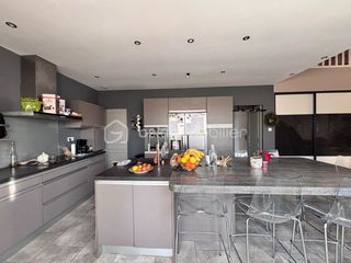  Maison � vendre 7 pi�ces 172 m�