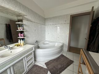  Maison � vendre 7 pi�ces 249 m�