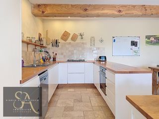  Propri�t�/ch�teau � vendre 12 pi�ces 339 m�