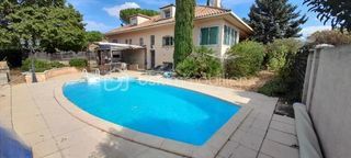  Propri�t�/ch�teau � vendre 10 pi�ces 244 m�