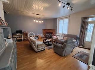  Propri�t�/ch�teau � vendre 6 pi�ces 139 m�