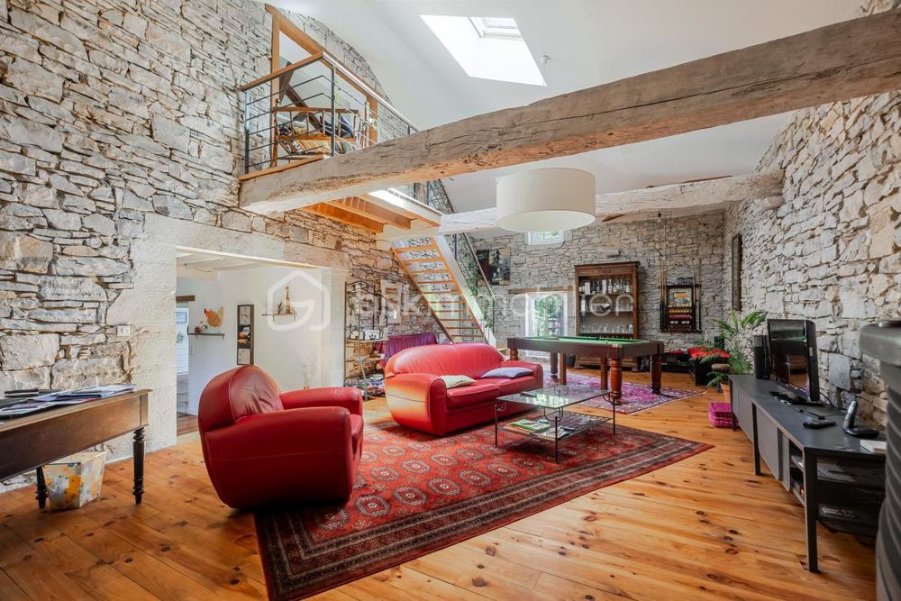 � vendre  Propri�t�/ch�teau Bidache (64520)