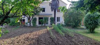  Immeuble � vendre 8 pi�ces 218 m�