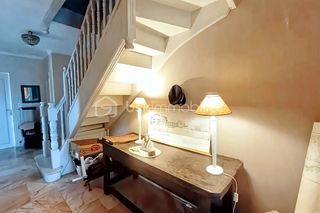  Propri�t�/ch�teau � vendre 7 pi�ces 225 m�