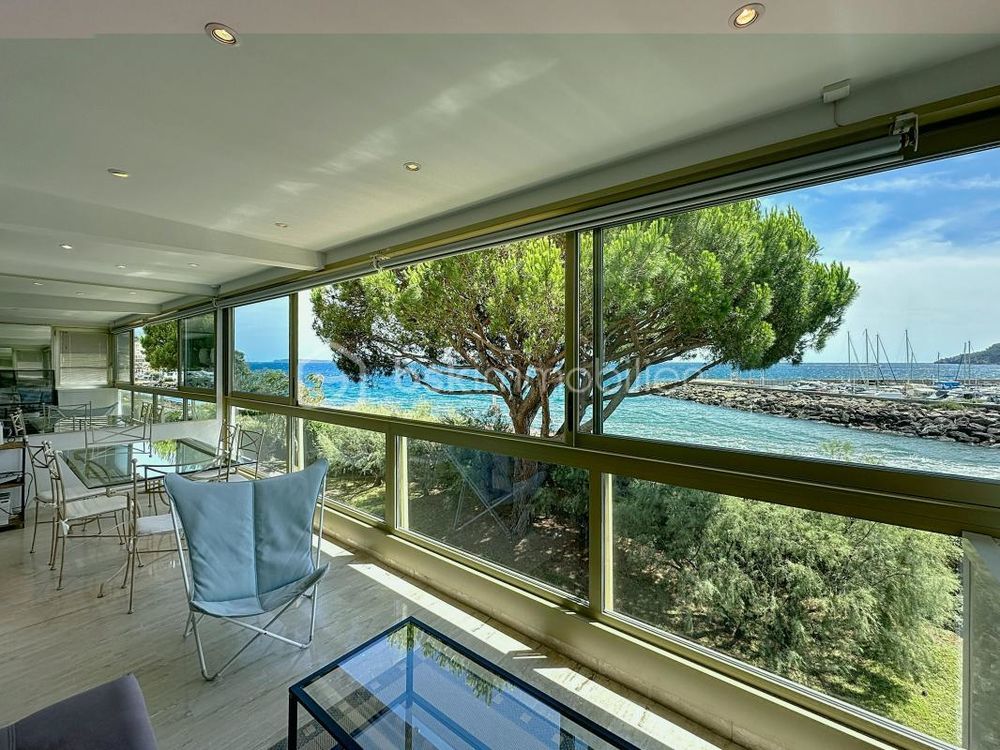 � vendre  Appartement Mandelieu-la-Napoule (06210)