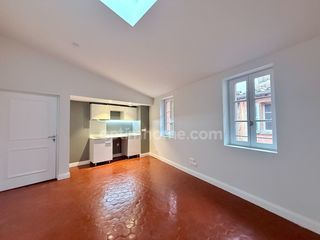  Appartement � louer 1 pi�ce 27 m� Grasse