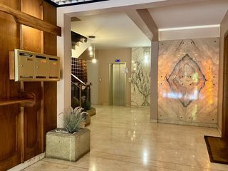  Appartement � vendre 5 pi�ces 150 m�