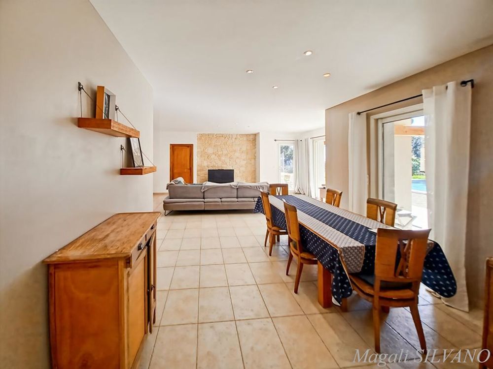 � vendre  Villa Sp�rac�des (06530)