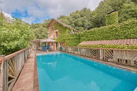   Maison Lisle ancien Moulin 271 M� Moulin - 8 pi�ce(s) - 271 m�