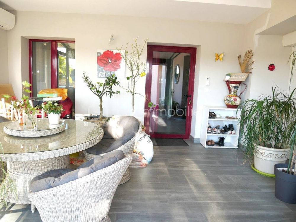 � vendre  Propri�t�/ch�teau La Douze (24330)