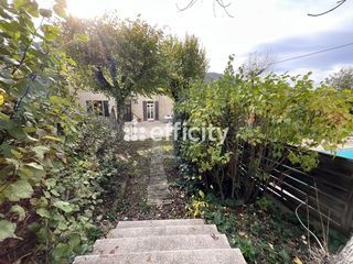  Maison � vendre 13 pi�ces 305 m�