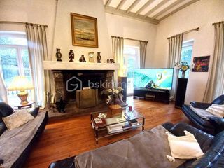  Maison � vendre 15 + pi�ces 275 m�