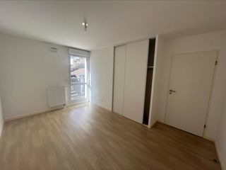  Appartement � louer 4 pi�ces 88 m�