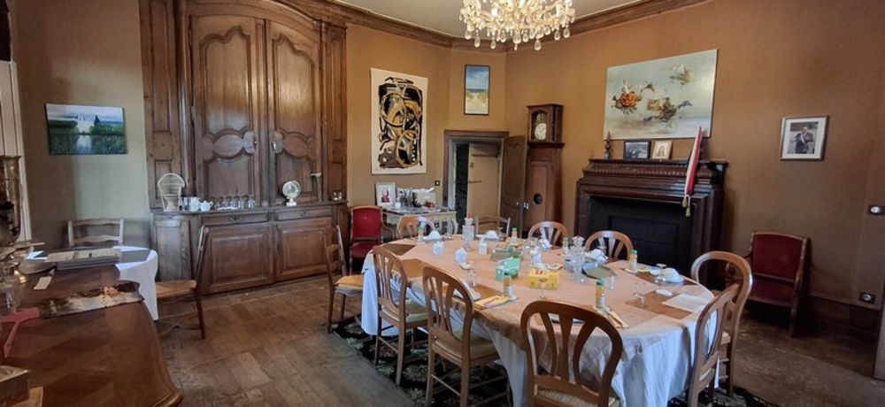 � vendre  Propri�t�/ch�teau Gu�ret (23000)