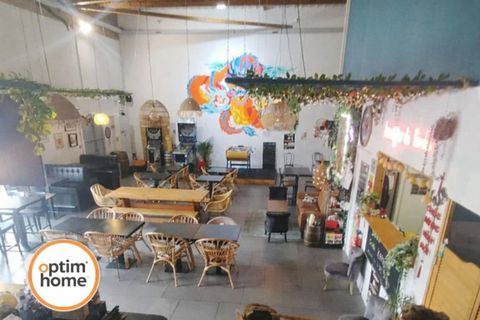 Fonds de commerce restaurant-bar � 160 m&sup2; + grande terrasse � 260000 44590 Derval