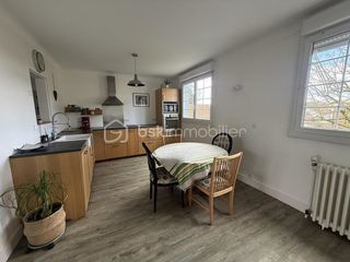  Maison � vendre 8 pi�ces 140 m�