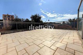  Maison � vendre 10 pi�ces 303 m�