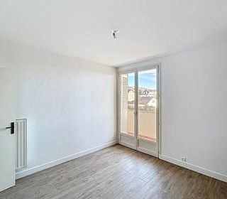  Appartement � louer 2 pi�ces 47 m�